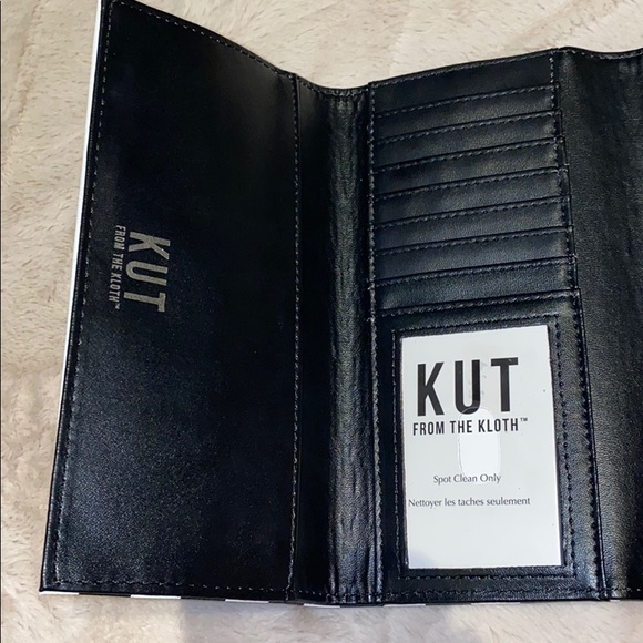 ☘️2/$25☘️ KUT Wallet Brand New - Picture 3 of 3